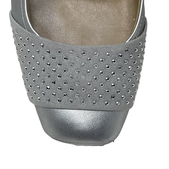 NWOB Naturalizer Vine Square Toe Ballet Flats, Silver, Size 9.5M - Picture 2 of 15